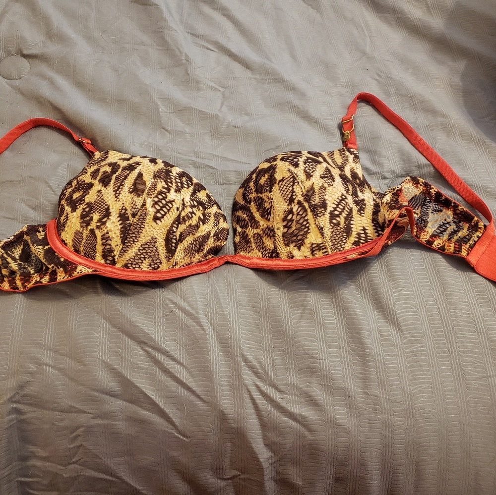 Bra